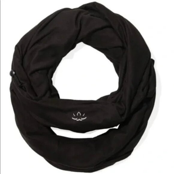 NWT Beyond‎ Yoga Infinity Scarf Black Hidden Zipper Pocket For Women - Picture 1 of 11